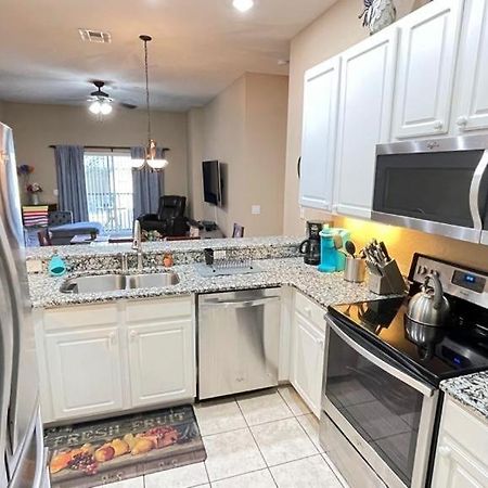 Beautiful 3 Bedroom Apartment Minutes From Disney! 키시미 외부 사진