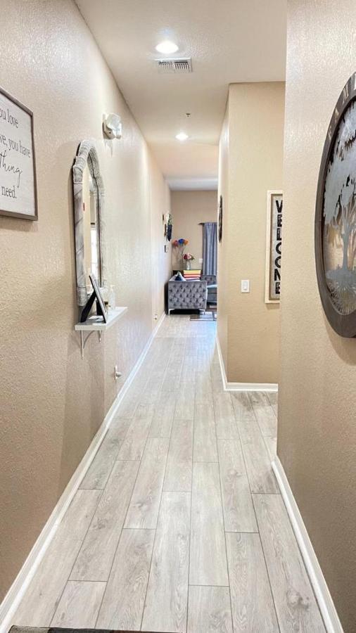 Beautiful 3 Bedroom Apartment Minutes From Disney! 키시미 외부 사진