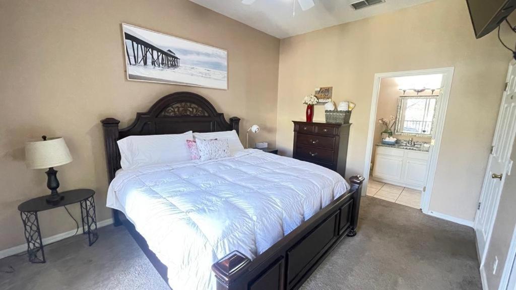 Beautiful 3 Bedroom Apartment Minutes From Disney! 키시미 외부 사진