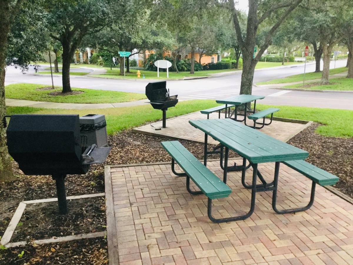 Beautiful 3 Bedroom Apartment Minutes From Disney! 키시미 외부 사진