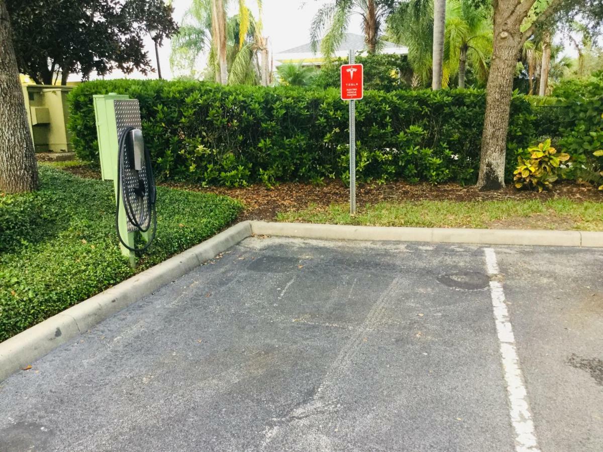 Beautiful 3 Bedroom Apartment Minutes From Disney! 키시미 외부 사진